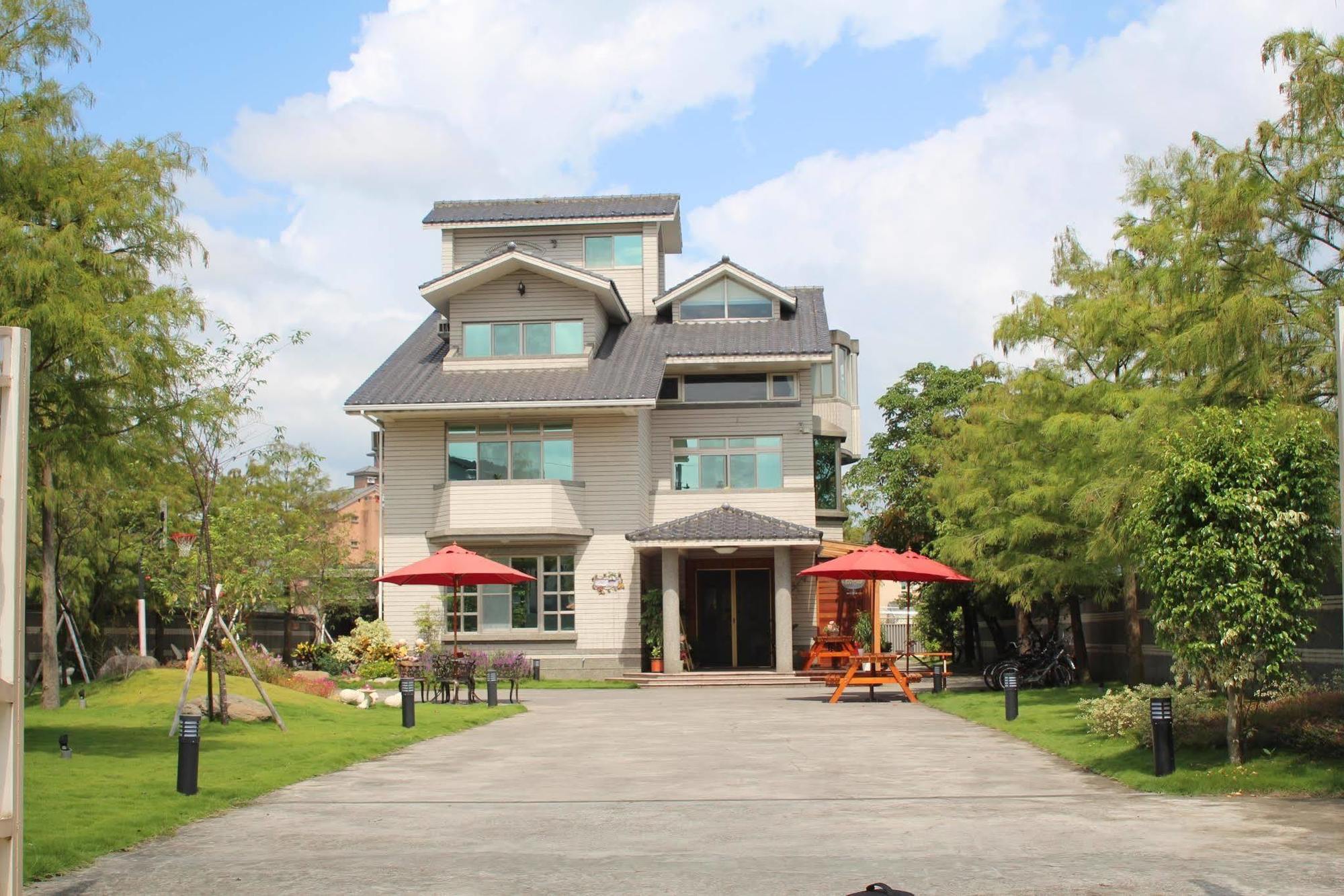 Yilan Pine Villa Homestay Lotung Kültér fotó