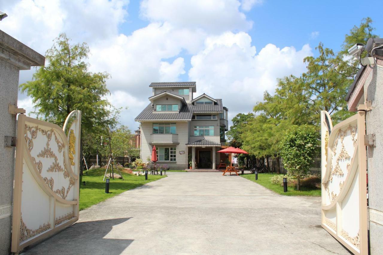 Yilan Pine Villa Homestay Lotung Kültér fotó
