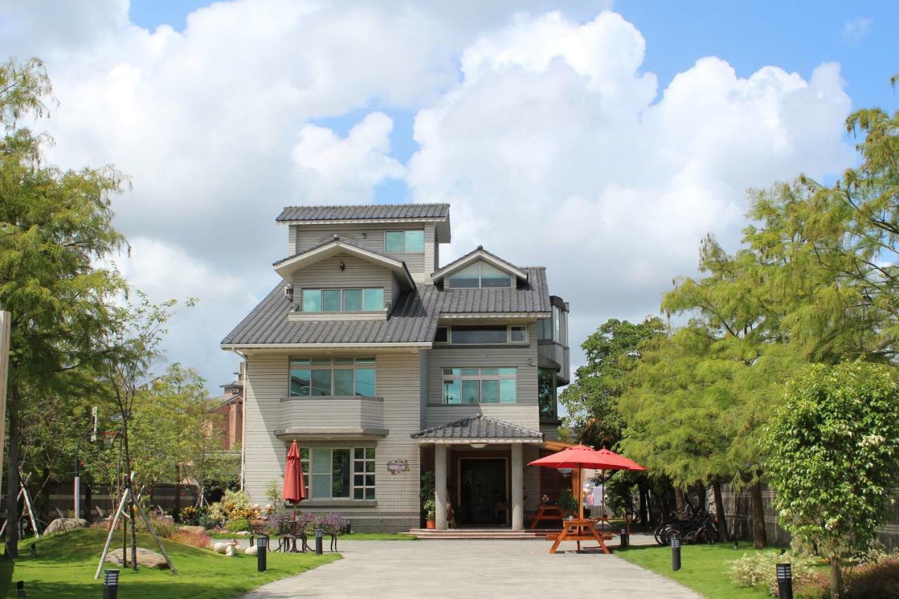 Yilan Pine Villa Homestay Lotung Kültér fotó